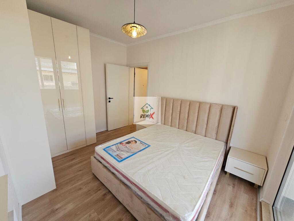VENDITA SUPER APPARTAMENTO 3+1 + VERANDA SULLA SPIAGGIA, DURAZZO
