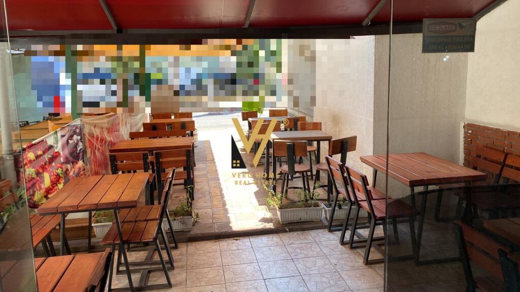LOKAL ME QERA 60M2 NË RRUGËN BARDHYL
