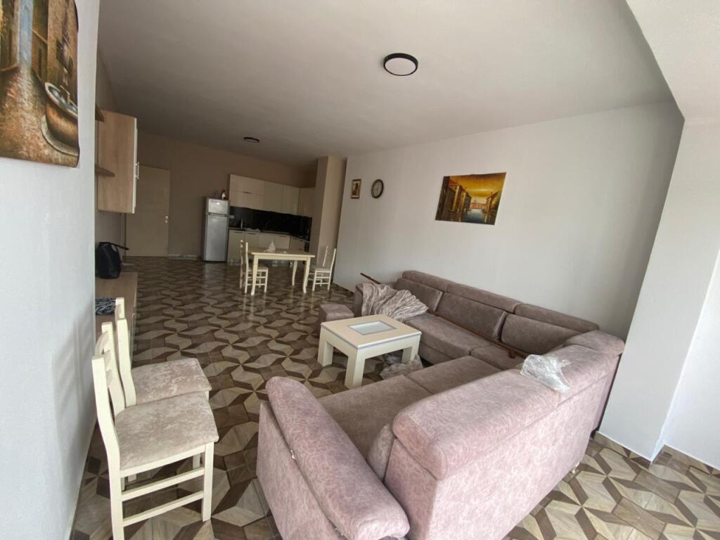 For rent 2+1 at Liqeni i Thate