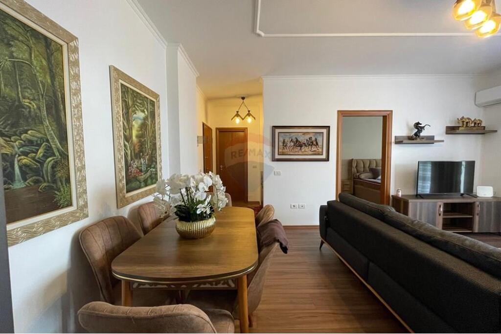 Apartament 2+1 me qira Rruga e Elbasanit