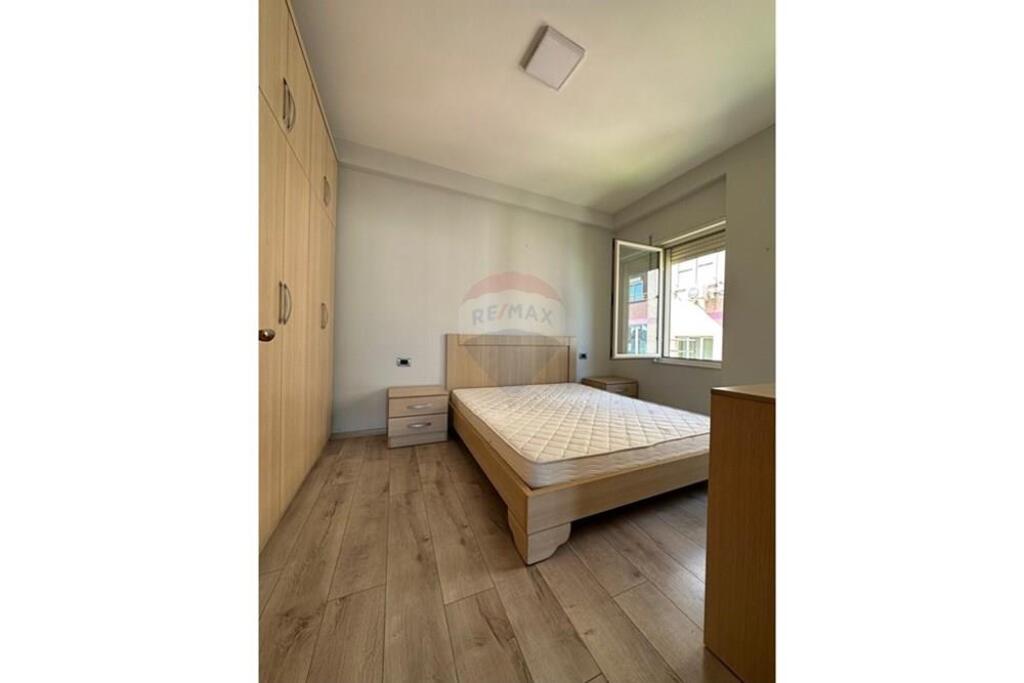 Apartment - For Rent - Rruga e Ullishtes, Tirana