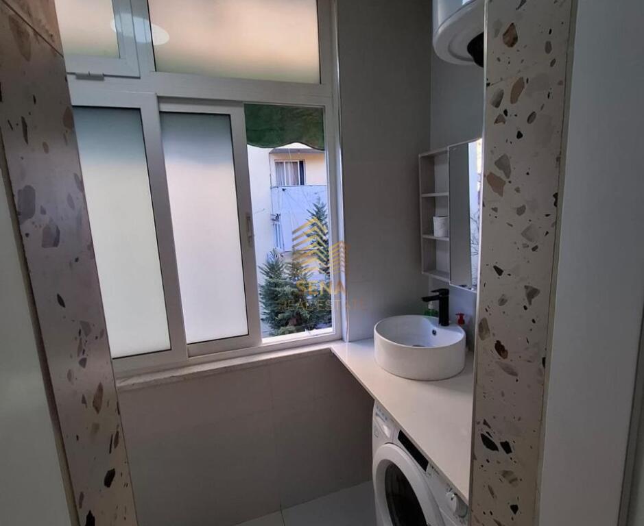 Rent, Apartment 2+1, Center