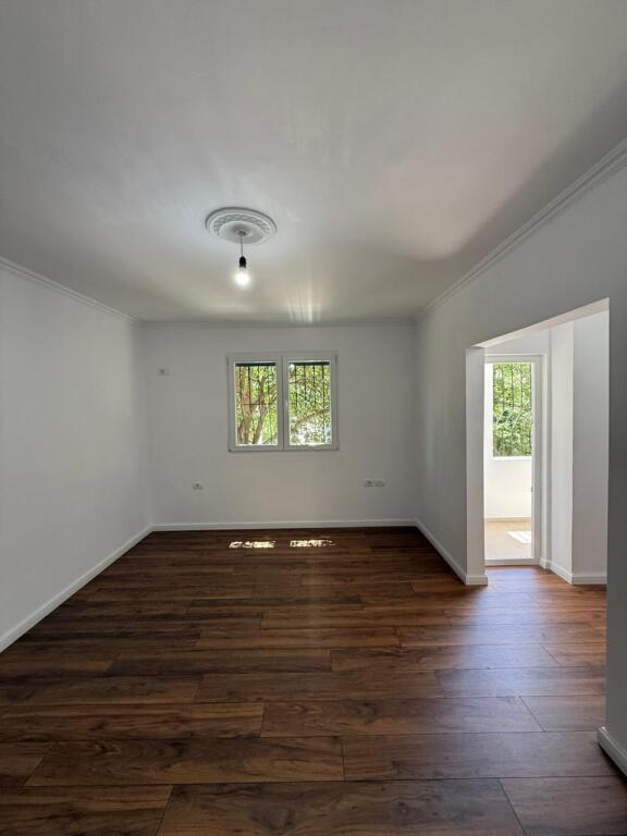 APARTAMENT 1+1 NE SHITJE, TEK HOTEL DIPLOMAT, MBRAPA KOMPLEKSIT DELIJORGJI