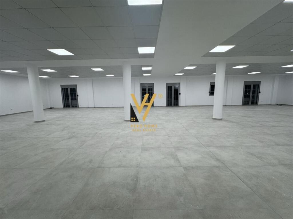 360M2 SPACE FOR RENT IN SAUK