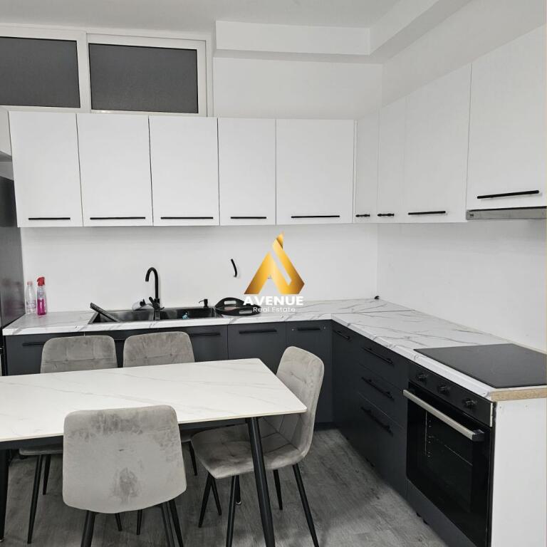 JEPET ME QERA APARTAMENT 2+1, 5 MAJI, TIRANE