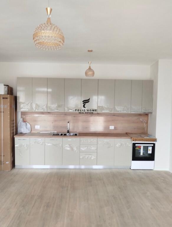 APARTMENT FOR RENT 2+1 BULEVARDI I RI