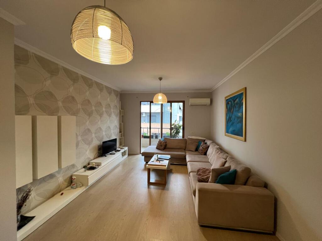 Apartment for rent 2+1+2 + Parking in Astir