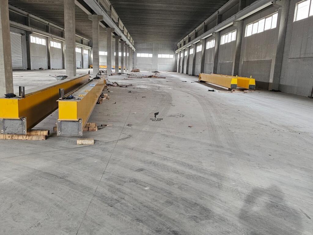 KAPANON ME QERA 3500 M2 AUTOSTRADA TR-DR