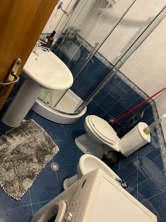 Apartament 2+1 për qira pranë Don Bosko, afër Vizion Plus