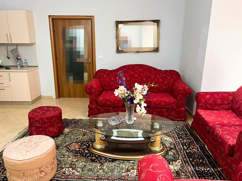 Apartament 2+1 për qira pranë Don Bosko, afër Vizion Plus