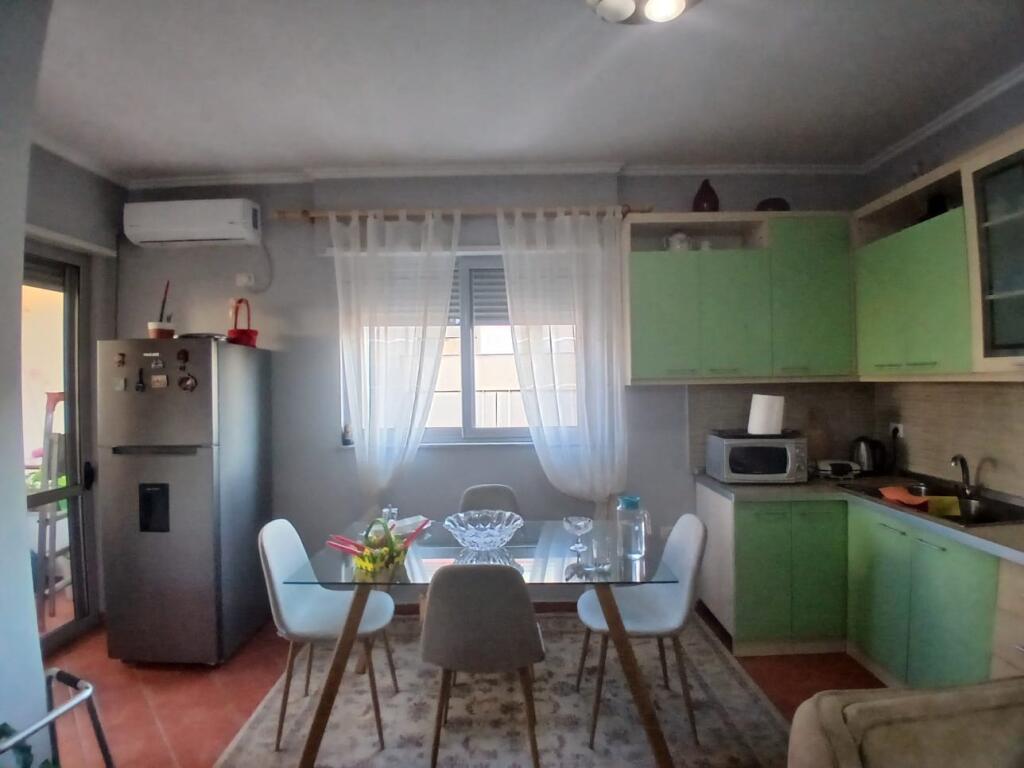 Appartamento in Affitto 2+1+1 Balcone