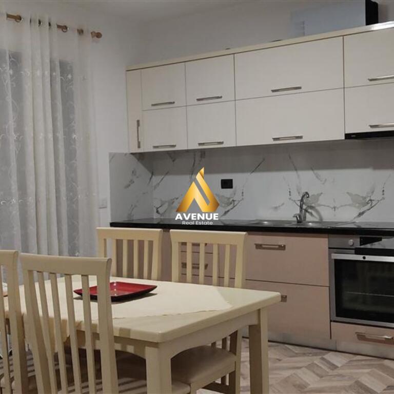 JEPET ME QERA APARTAMENT 2+1, 5 MAJI, TIRANE