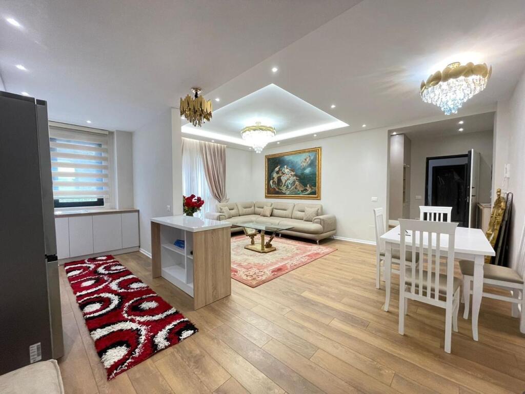 1+1, luxury furnished, dry lake,