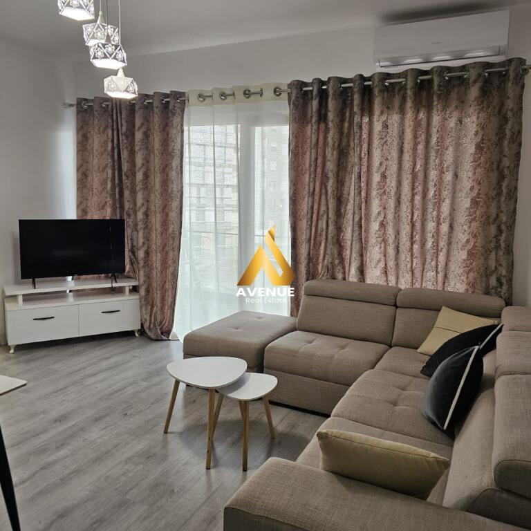 JEPET ME QERA APARTAMENT 2+1, 5 MAJI, TIRANE