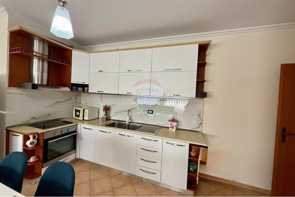 2+1+2 APARTMENT FOR RENT IN KINOSTUDIO