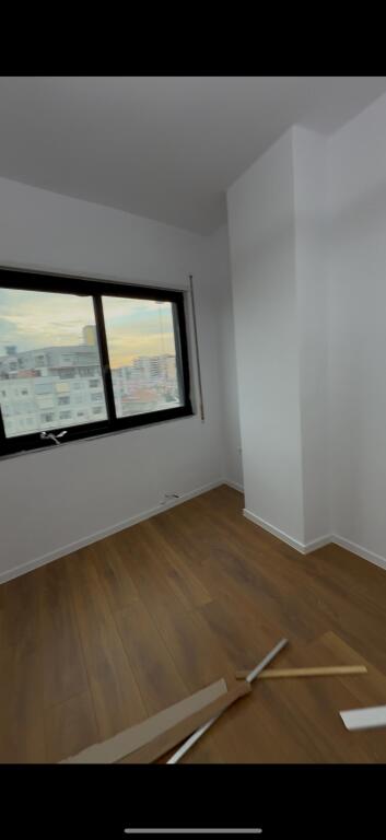 For sale apartment 2+1 at Pazari i Ri