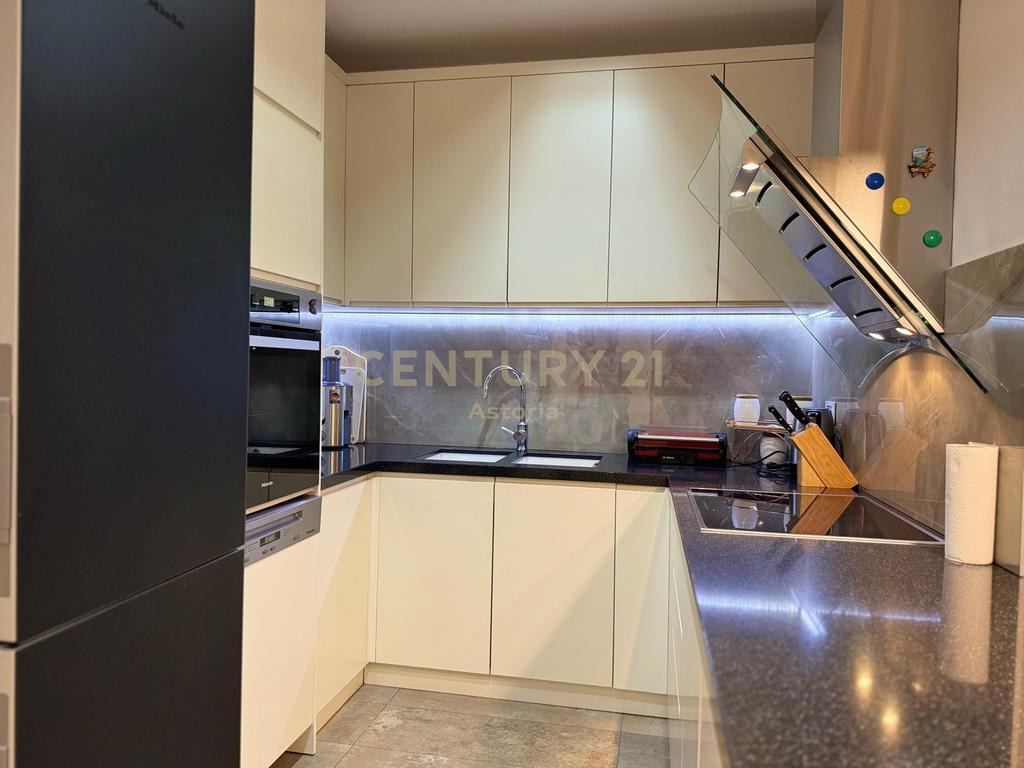 Delijorgji Complex, Apartment 2+1+2+Parking space for rent