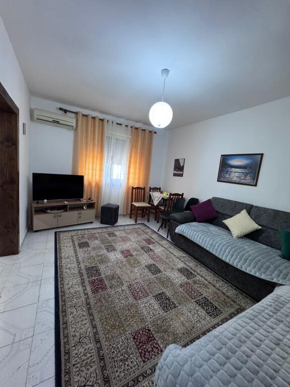 Apartment 2+1 for rent, Kavaja Street, near Condor Center