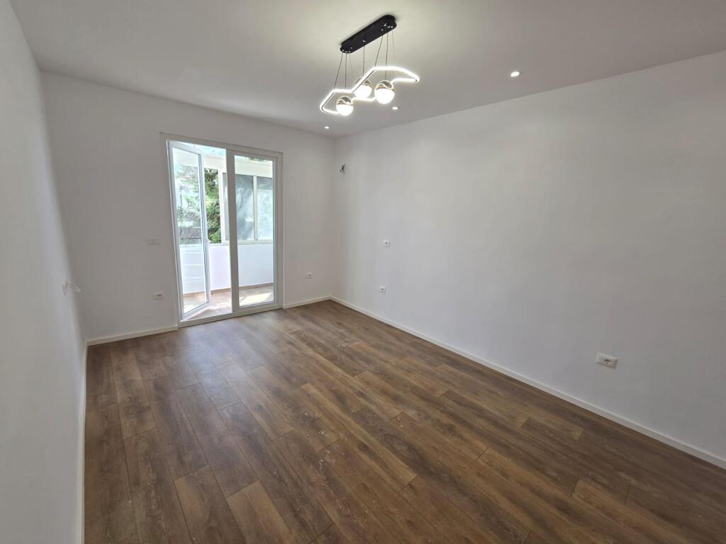 For sale Apartment 2+1+2 in Myslym Shyri, Shkolla Pjetër Budi