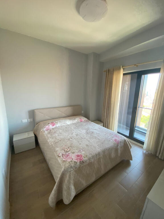Apartment for rent 1+1+parking space near Shkolla e Kuqe (ID B2101115) Tirana