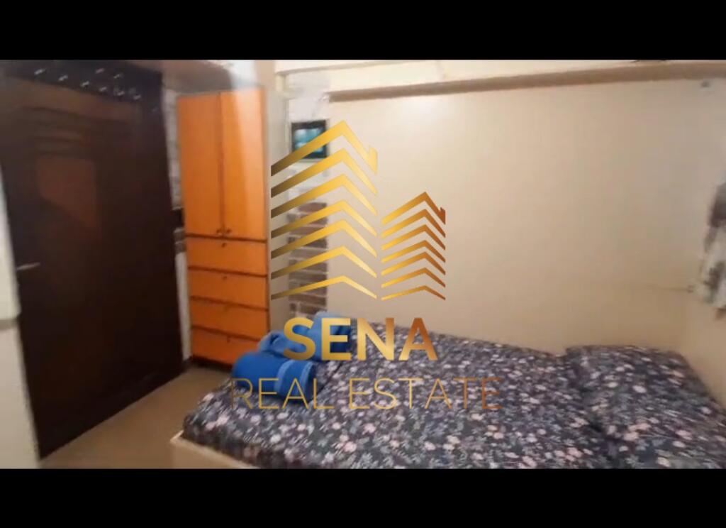 Rent, Studio, 5 Maji