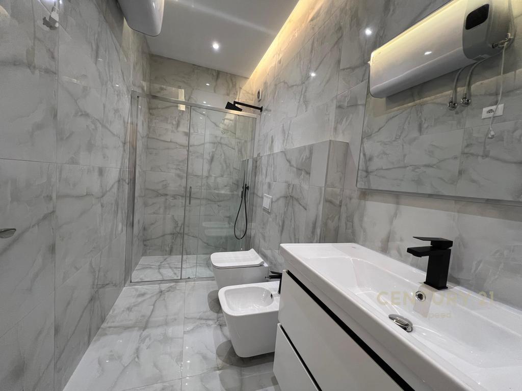 We are renting an Apartment 2+1+2 in the ARLIS Complex | Pharmacy 10 - Tirana