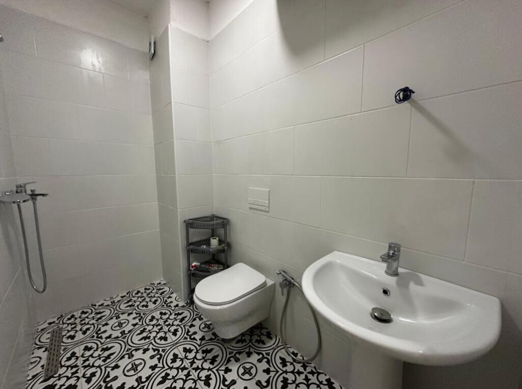 Office Space for Rent at Pazari i Ri