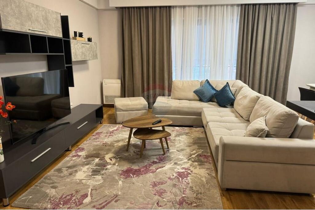APARTAMENT 2+1 ME QIRA