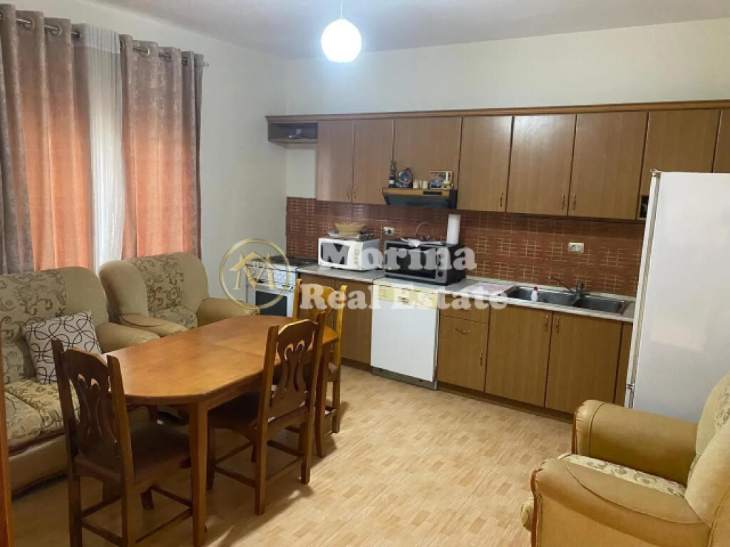Qera, hyrje Private 2+1+2blk, Kodra e Priftit