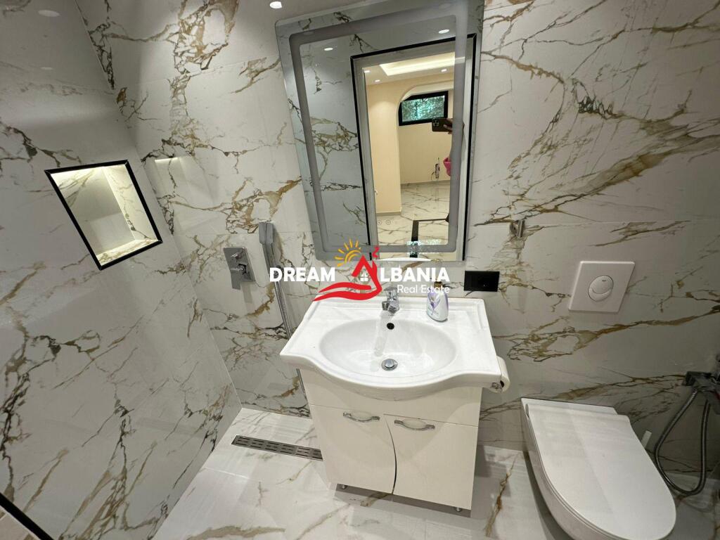 Two-story space for rent on Elbasan Street, near the American Embassy - Ideal for offices and educational centers (ID 4251396)