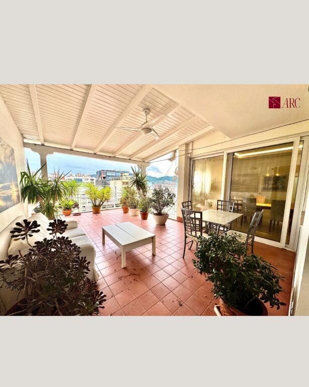 EXCLUSIVE! PENTHOUSE APARTMENT FOR SALE 2+1+2 IN THE HEART OF THE BLOCK, TIRANA!
