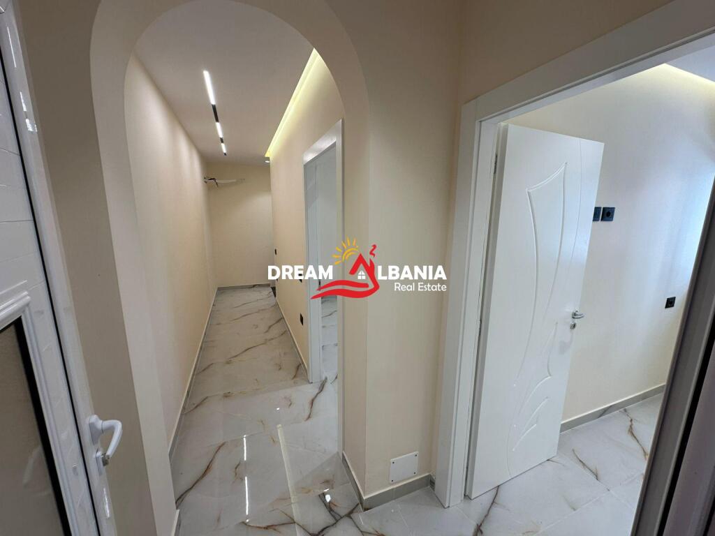 Two-story space for rent on Elbasan Street, near the American Embassy - Ideal for offices and educational centers (ID 4251396)