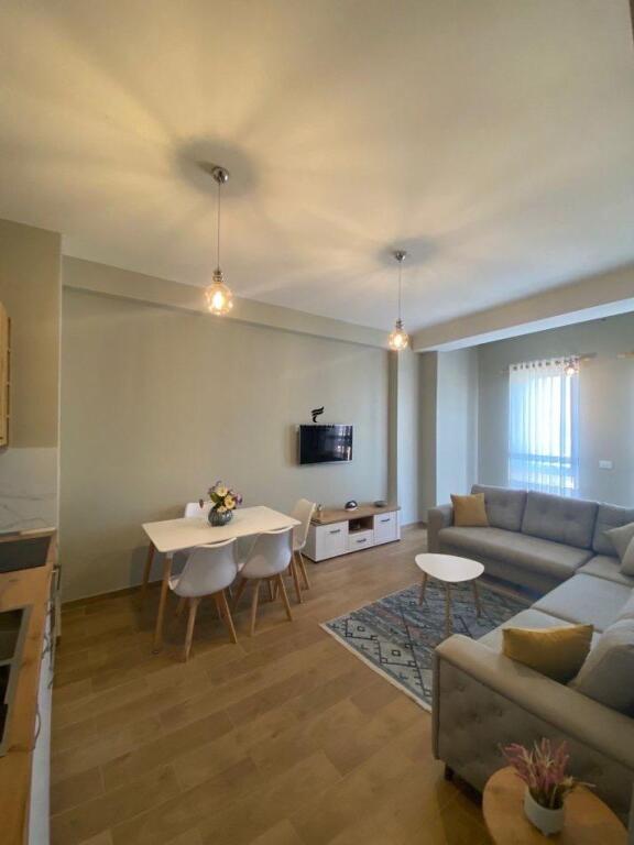 APARTMENT FOR RENT 2+1 PAZARI I RI