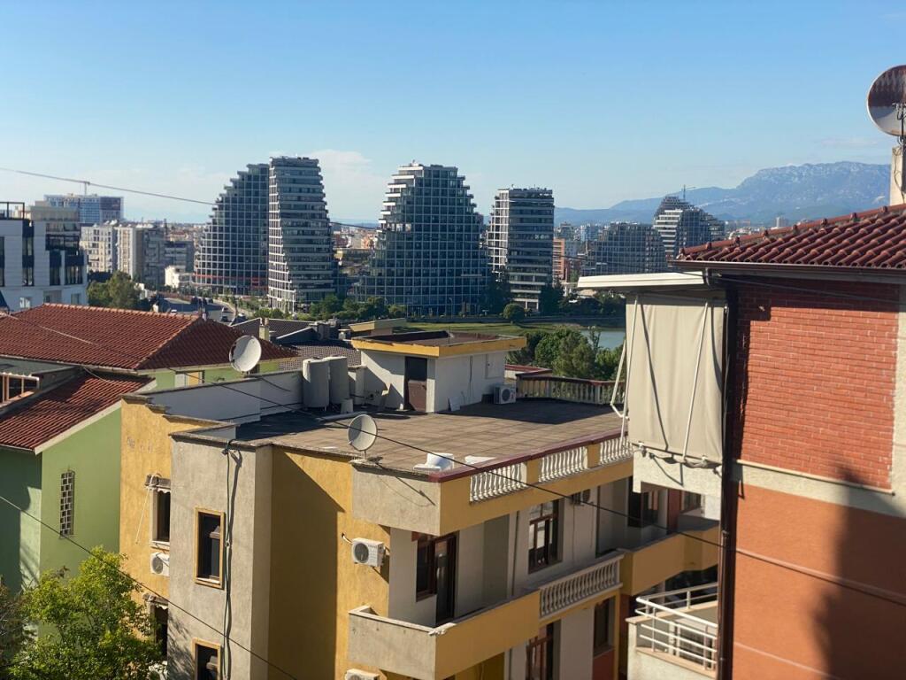 For sale Apartment Liqeni street peti