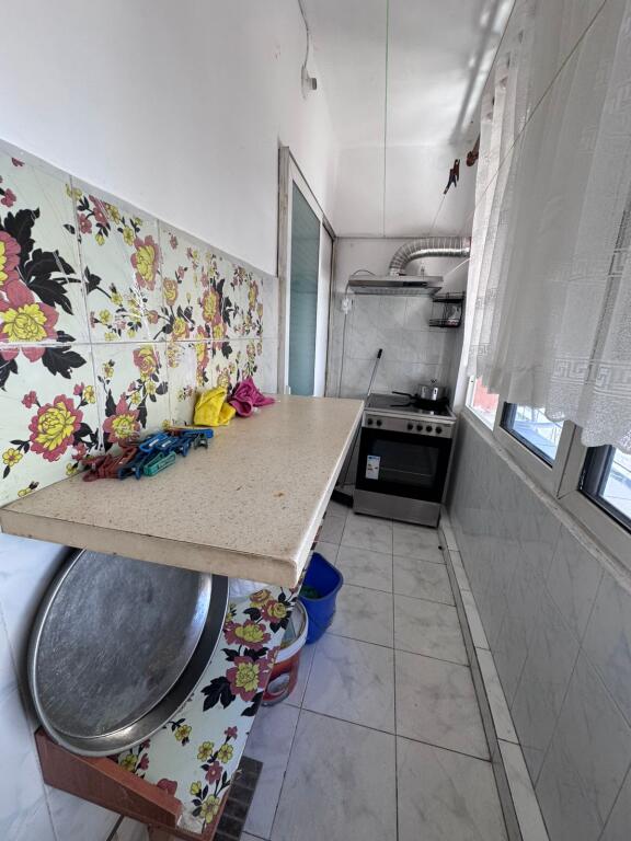 Apartment 2+1 for rent, Kavaja Street, near Condor Center