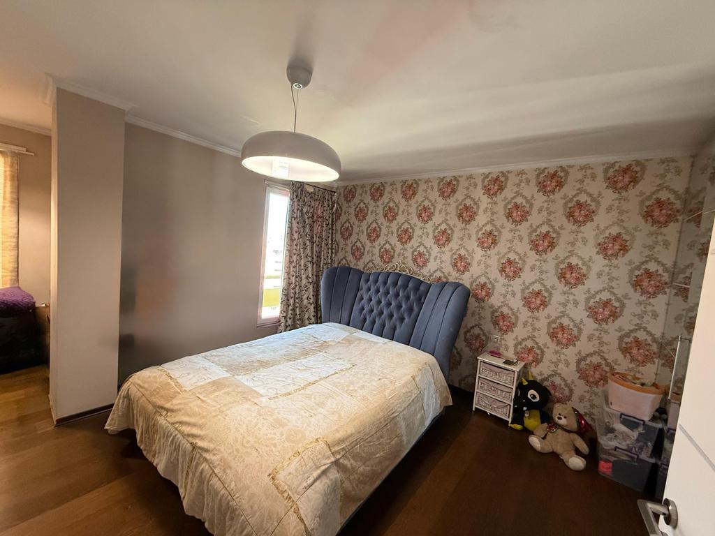 Sale, Duplex 3+1+2, Building with Arrow, Tirana!