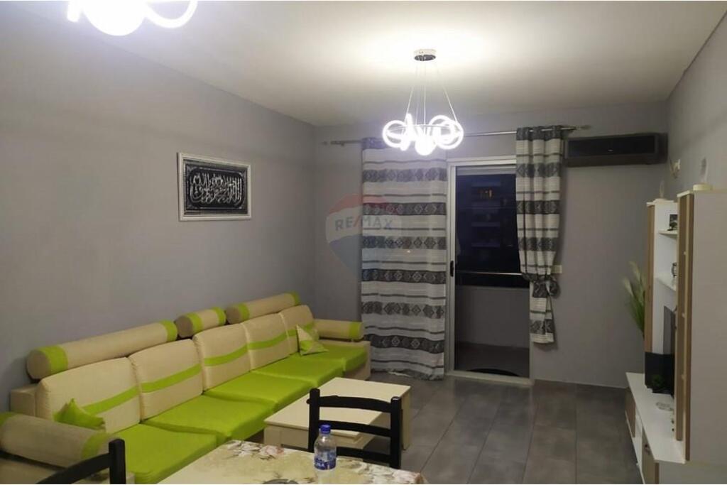 1 +1 Apartment for rent - Astir