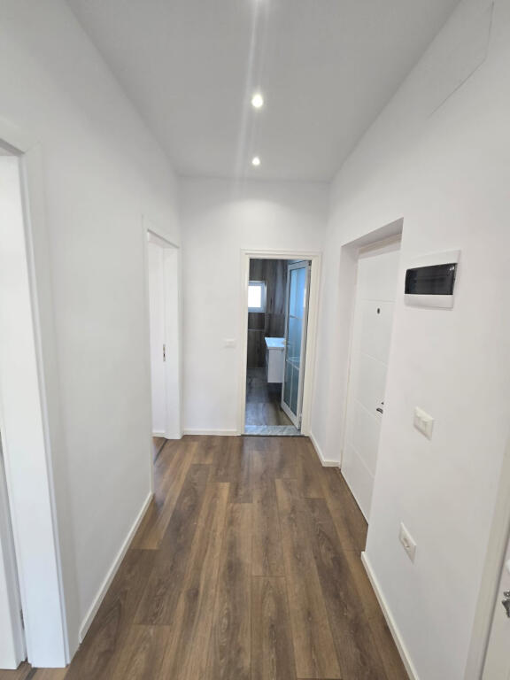 Apartment for Sale 2+1+2 at Myslym Shyri (ID B121192) Tirana.