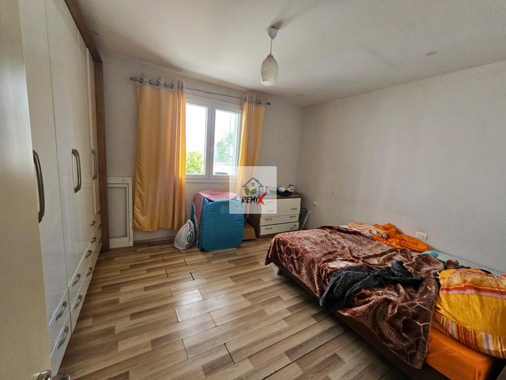 SHTEPI PRIVATE PER SHITJE, XHAFZOTAJ, DURRËS