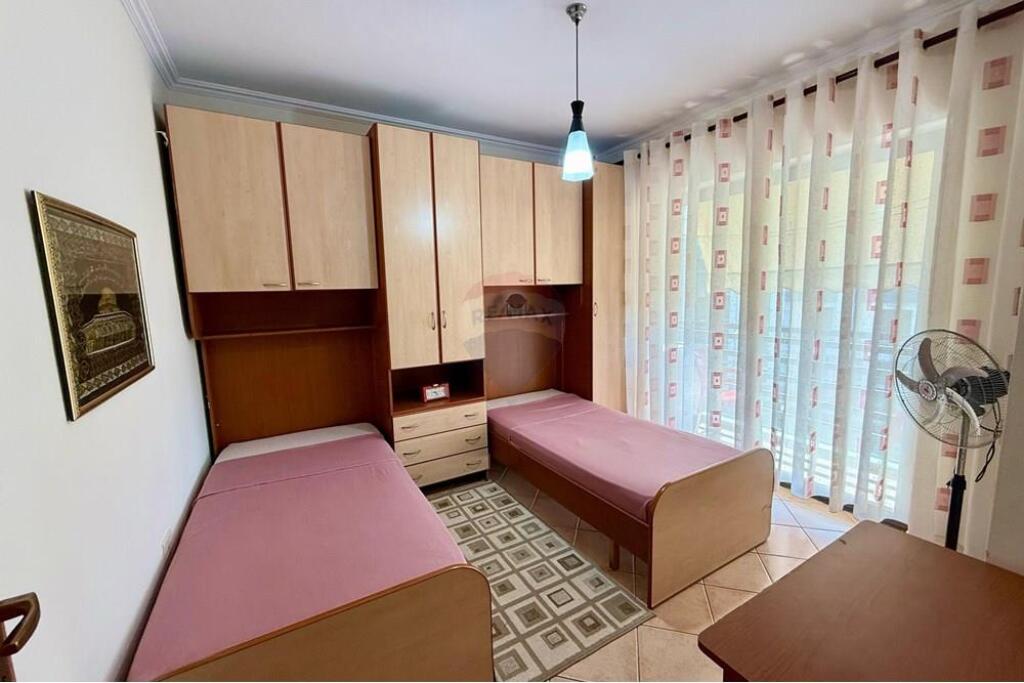 2+1+2 APARTMENT FOR RENT IN KINOSTUDIO