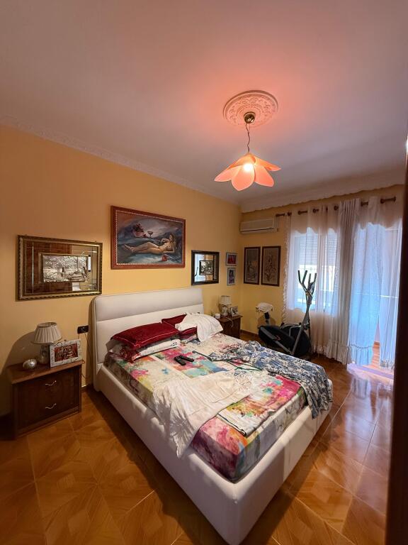 Vendita Casa 3+1 vicino alla scuola "Halim Xhelo", Vlorë