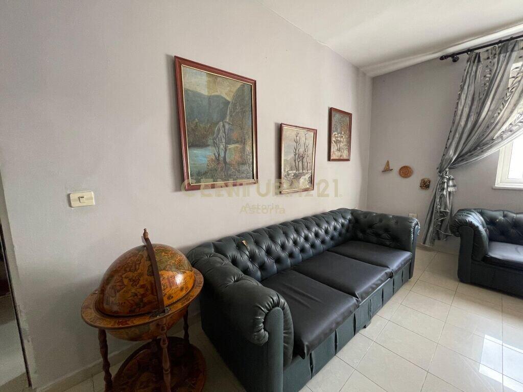 FOR RENT APARTMENT 2+1 ON DURRES STREET NEAR THE 'QEMAL STAFA' GYMNASIUM