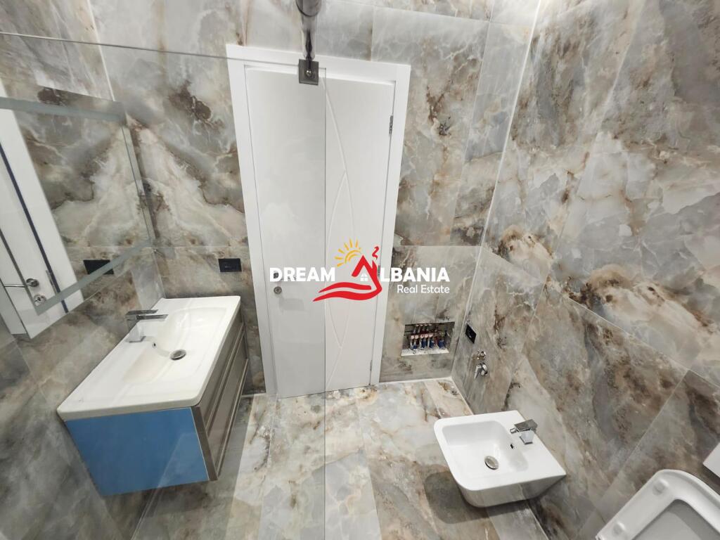 Luksoz Apartment 2+1+2 for rent in Farke at Lake Land Residence in Tirana