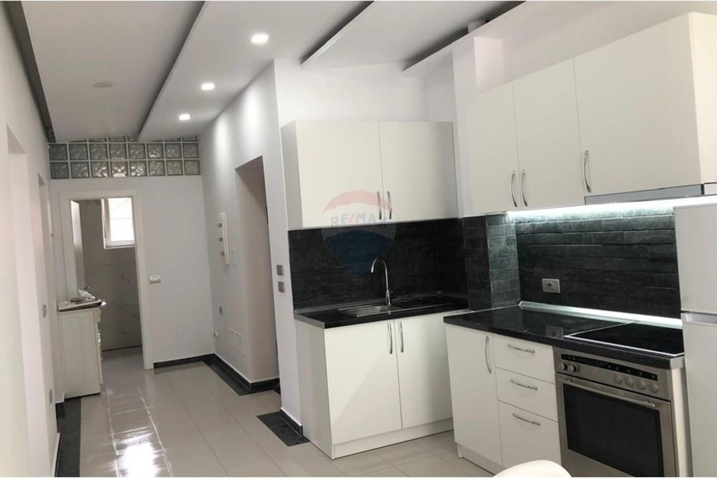 2+1 apartment for rent Zhan Darka Boulevard!