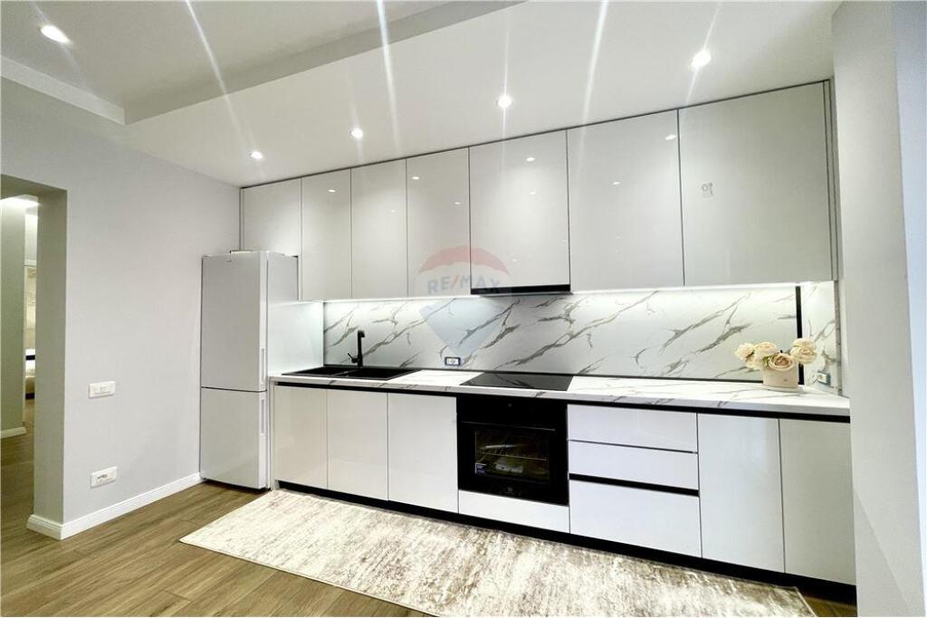 Apartment - For Rent - Durres Street