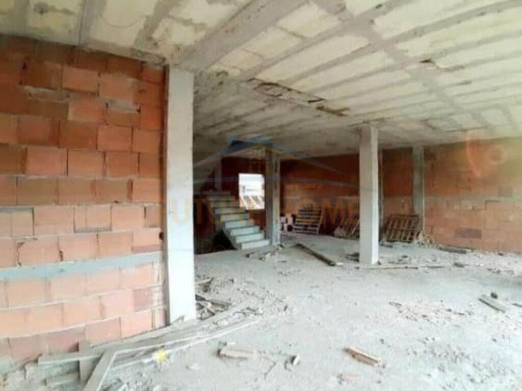 In vendita, Casa Privata, Quartiere 18, Korçë