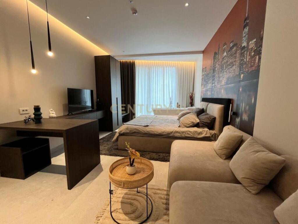 ✨ INVESTMENT OPPORTUNITY IN THE CENTER – FOR SALE 2 STUDIOS + 1 APARTMENT 1+1 – MINE PEZA STREET
