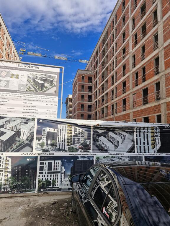For sale apartment 3+1+2 bathrooms opportunity in the Tirana Entry complex!!!