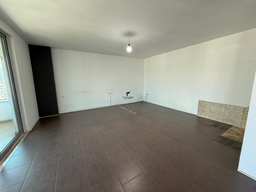 OFFICE FOR RENT 116 M2 ZOGU I ZI