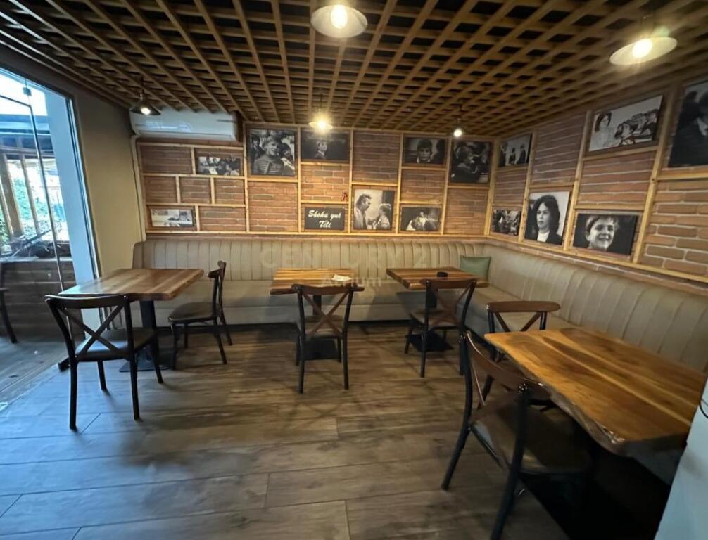 FOR SALE GRILL BUSINESS - STRATEGIC LOCATION IN ALI DEMI, TIRANA